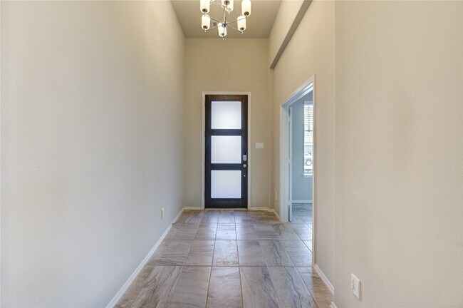 Photo - 4727 Crest Hill Dr