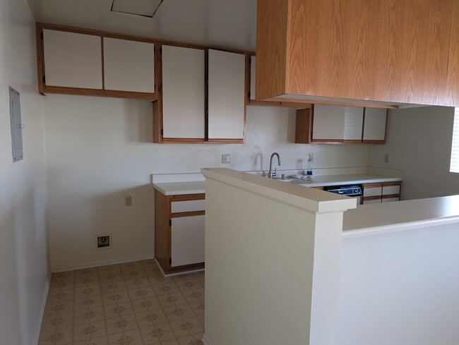 Photo - 1328 W Gardena Blvd Unit 3