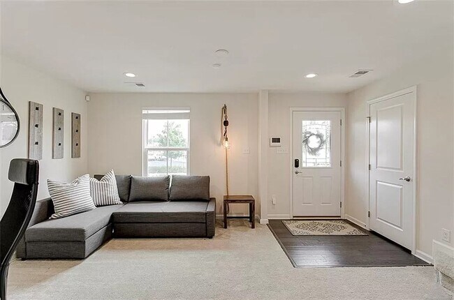 Photo - Beautifully Designed Townhome with Modern ...