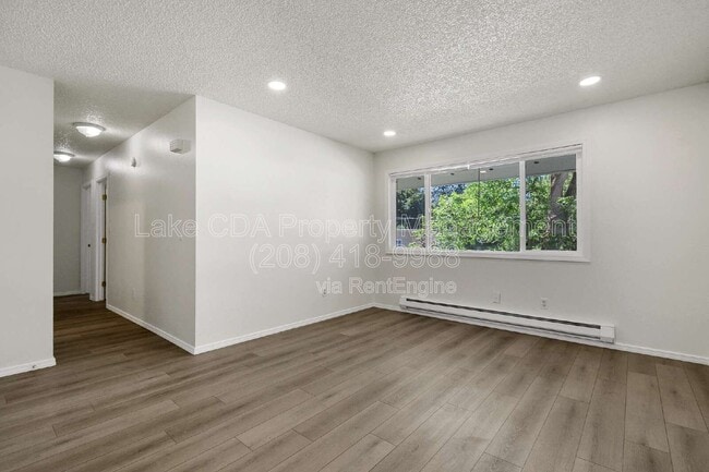 Photo - 906 N 2nd St