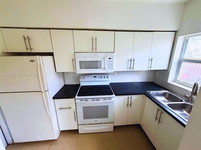 Photo - 440 NW 84th Terrace Unidad 440