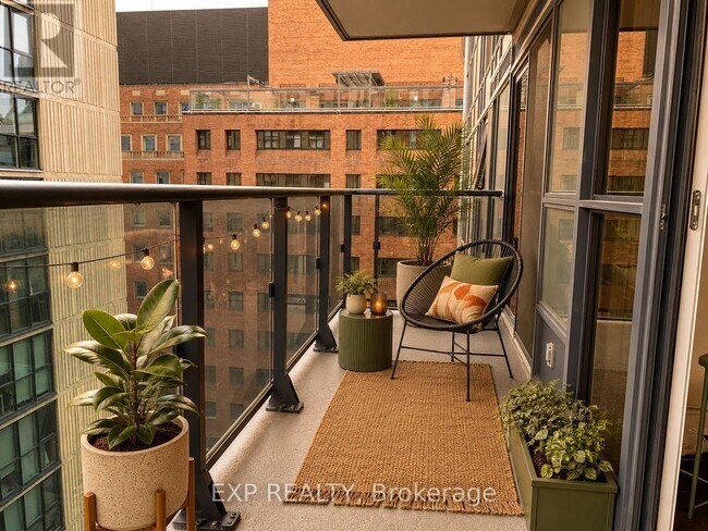 Photo - 28 Ted Rogers Way Unit 1110