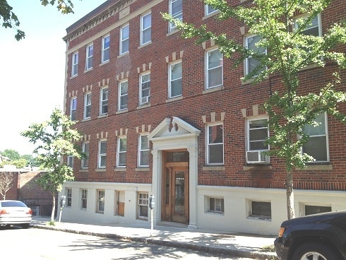 Building Photo - 205 Winthrop Rd Unit 3 Rental