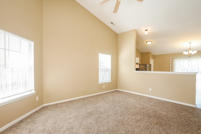 Photo - 7143 Moon Ct