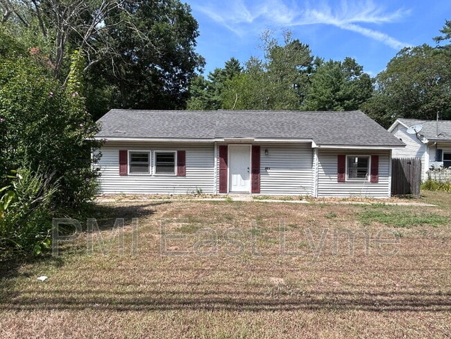 Building Photo - 65 Beach Pond Rd Rental
