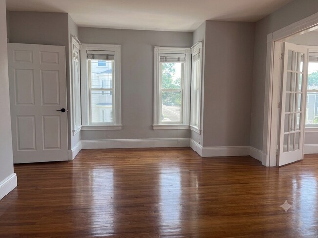 Photo - 176 Chestnut St
