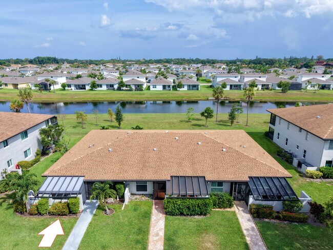 Building Photo - 5800 Princess Palm Ct Unit A