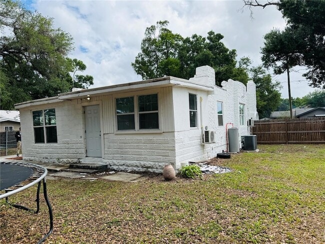 Photo - 2610 N 59th St