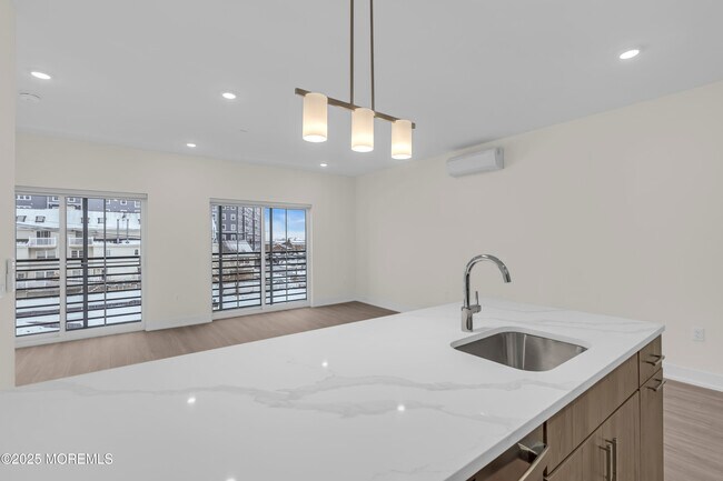 Photo - 19 Carr Ave Unit 211
