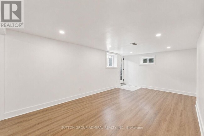 Photo - 3 Hartland Rd