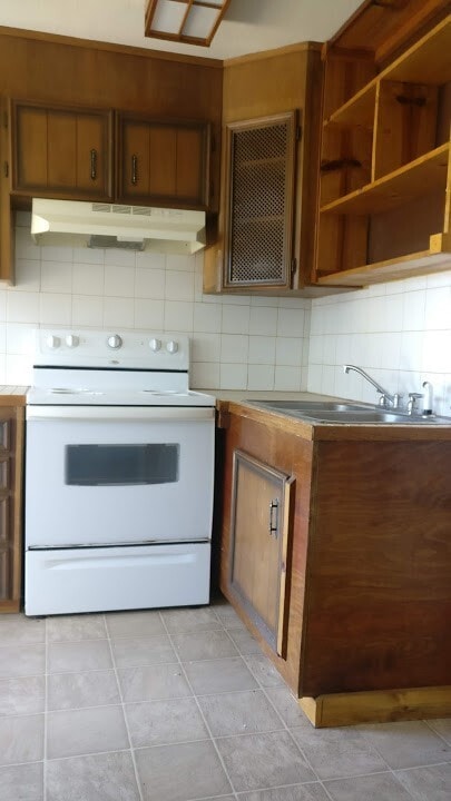 Photo - Cozy 1 Bd and 1 Ba apartment for rent in stand alone building. Unit 1