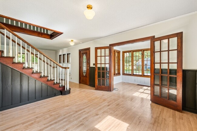 Photo - Charming 3 Bedroom, 2 Bath Home with Abundant Space & Natural Light