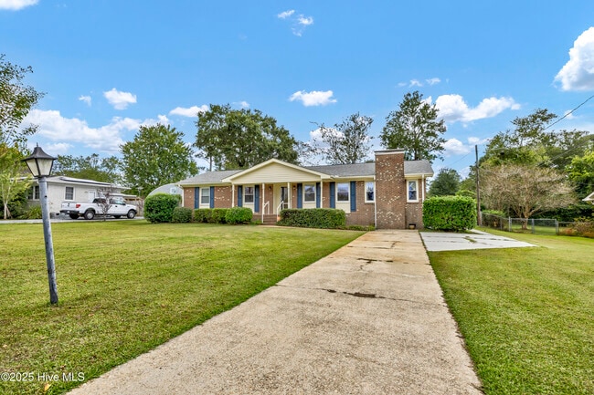 Photo - 313 Monterey Dr