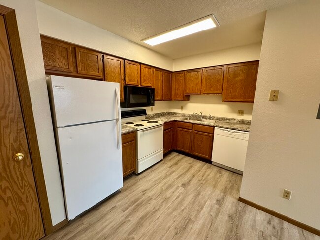 Photo - 156 Westside Dr Unit 2