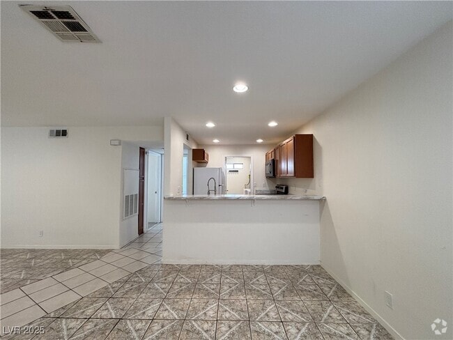 Building Photo - 1800 S Edmond St Unit 127 Rental