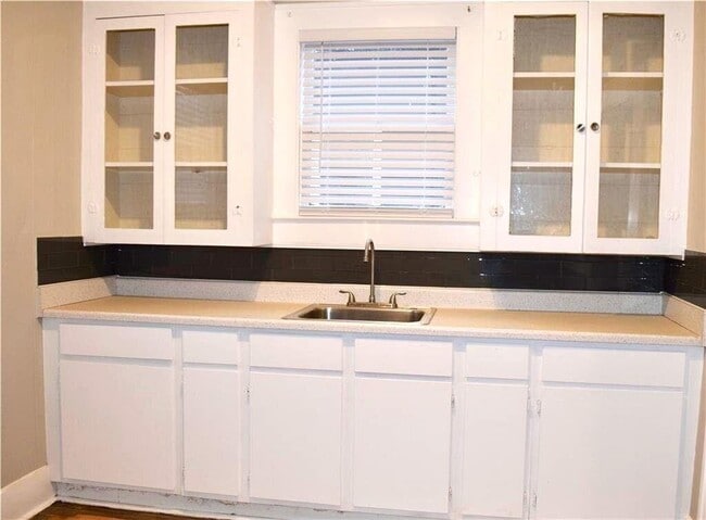 Photo - 611 Nelray Blvd