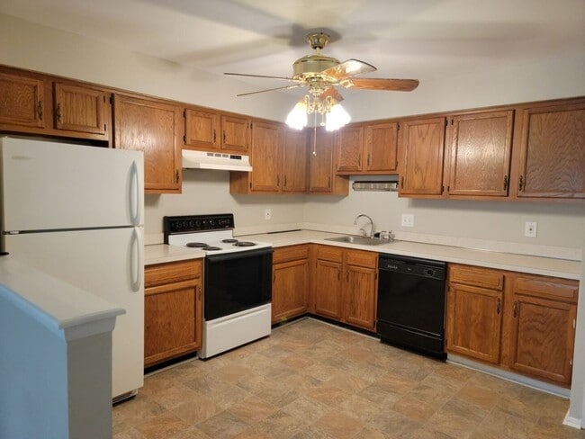 Charming unit in a quiet neighborhood