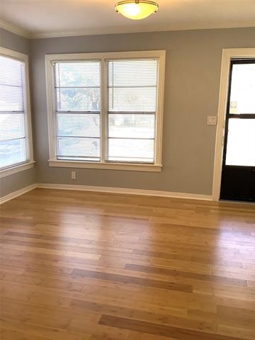 Photo - 213 Donald St