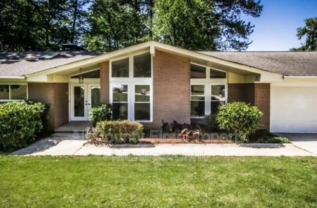 Building Photo - 3689 Calumet Rd Rental