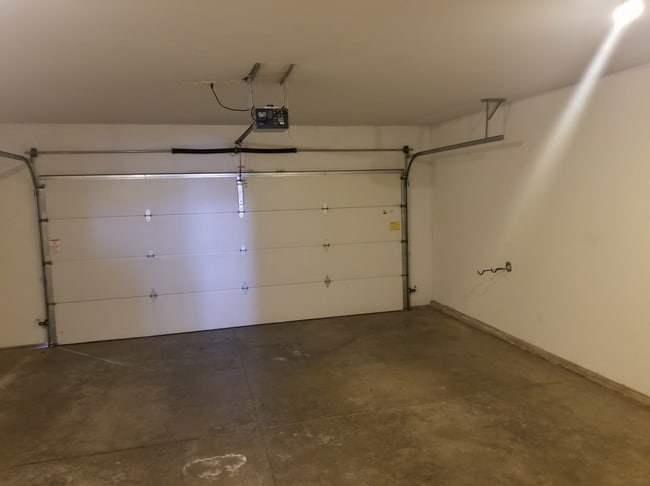 Photo - 1909 Southridge Ave