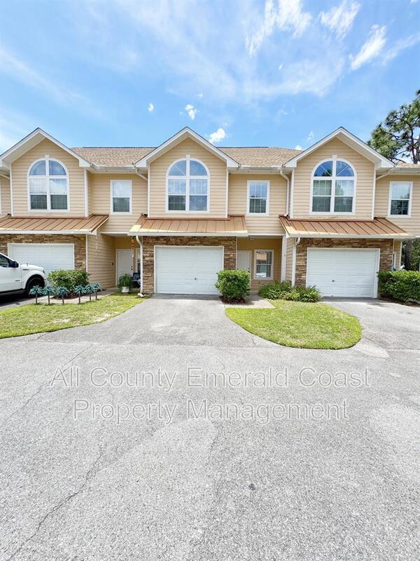 732 E Mack Bayou Dr