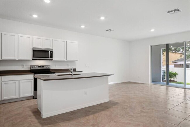 Photo - 3701 Copper Beech Dr