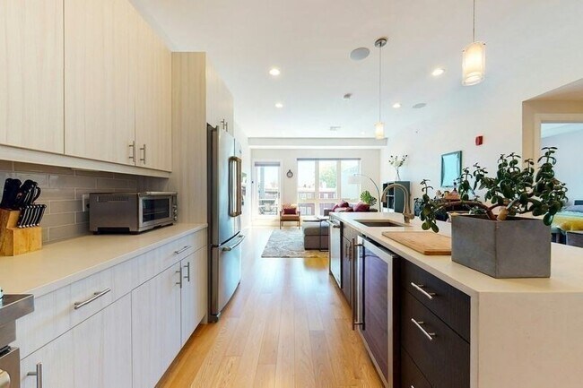 Photo - 488 Dorchester Ave Unit 4H