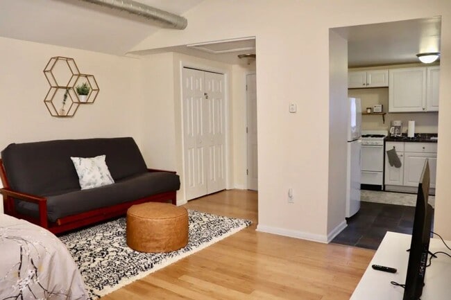 Photo - 1600 Jackson Unidad 1602A