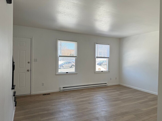 Photo - Beautiful 2-Bedroom 1.5 Bathroom Home in Elizabethtown School District!