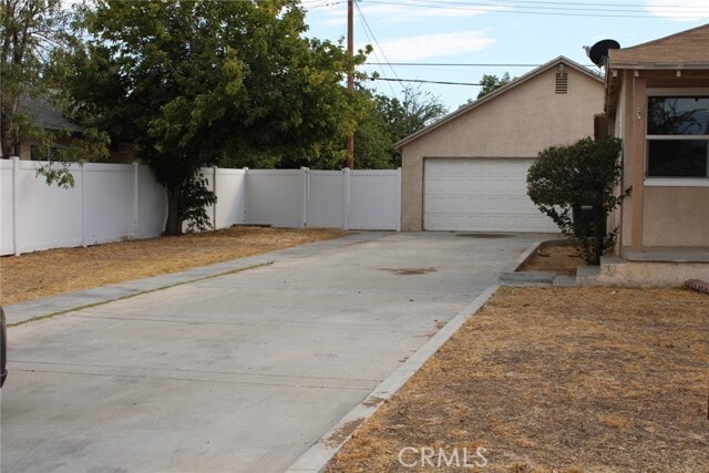 Photo - 965 N Florence Ave