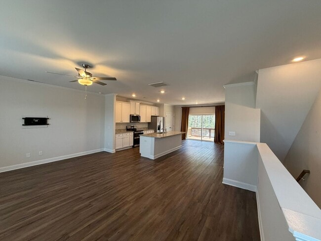 Photo - Spacious townhome in Riverwalk