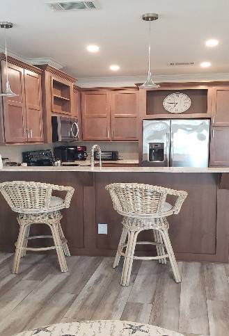 Photo - 211 NE Coastal Dr