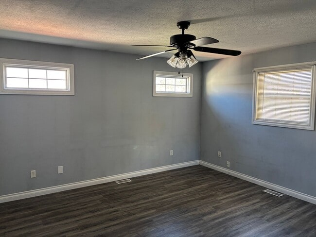 Photo - New Phila 3bed Ranch w/ Garage & Full Base...