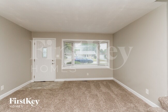 Photo - 439 W Margaret Terrace