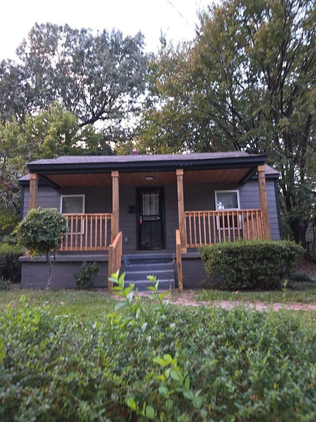 Photo - 287 Harrell St