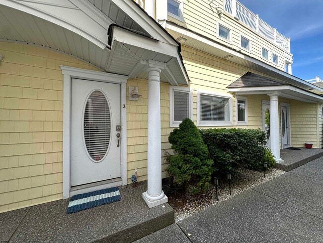 Photo - 3913 Ocean Ave Unit 3