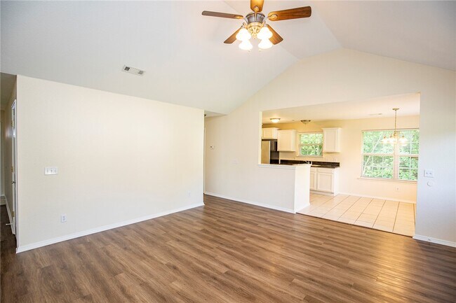 Photo - 2 Watling Ln