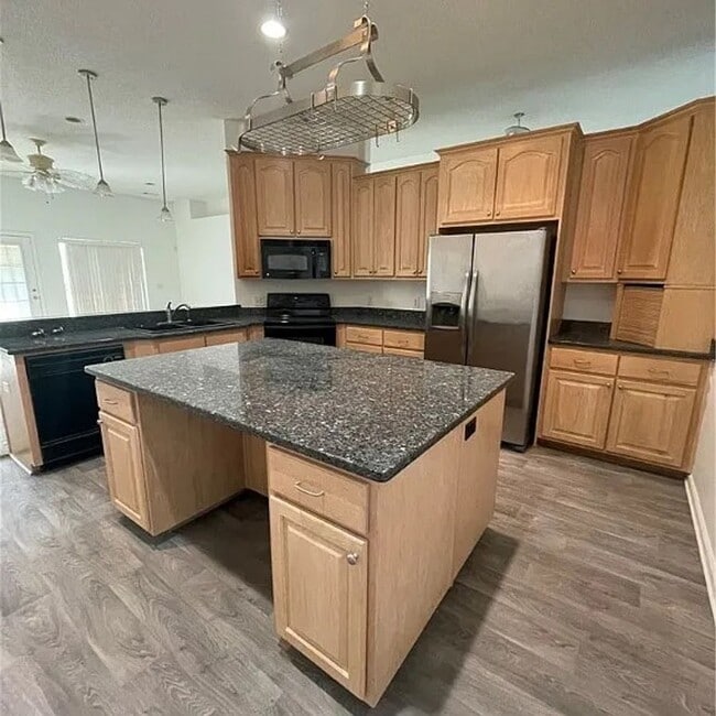 Photo - 568 Marshview Dr