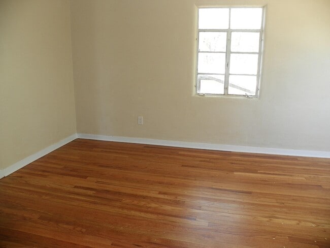 Photo - 522 14th St NW