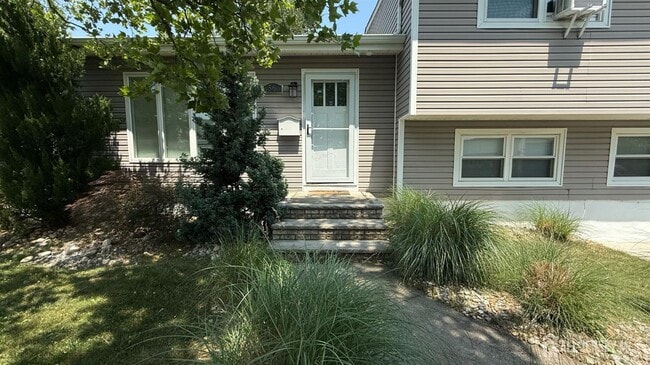 Photo - 56 Grace Dr