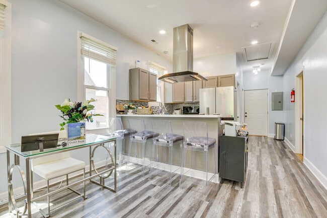 Photo - 7638 S Drexel Ave Unit ID1306739P