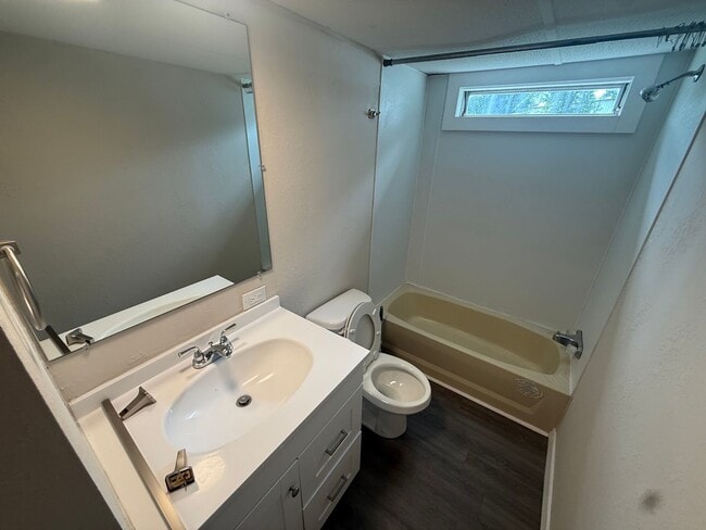 Photo - 187 W Henry Ln