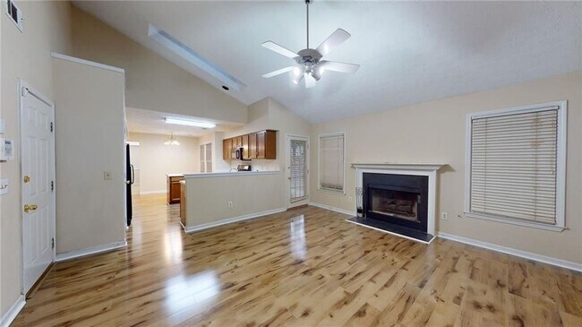 Photo - 110 Beaverwood Ln