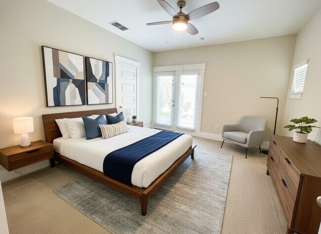 Photo - 809 Leavenworth Ave