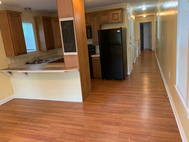 Photo - GAUTIER, MISSISSIPPI - Charming 2 bedroom ...