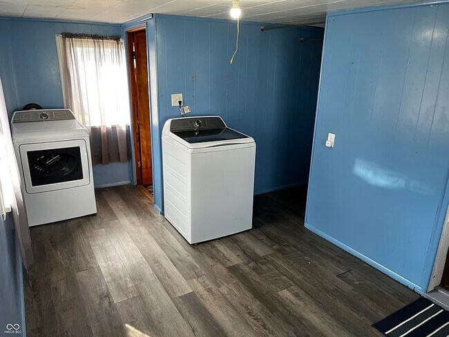 Photo - 315 Chambers St