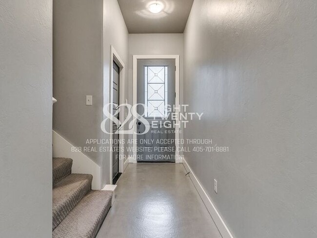 Photo - *AVAILABLE NOW!* Urban chic 3 bed/2.5 bath Townhome in West Norman!