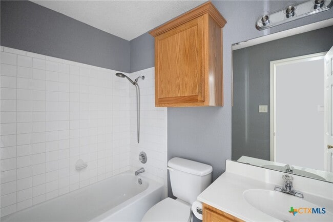Photo - 2611 Haven Dr House