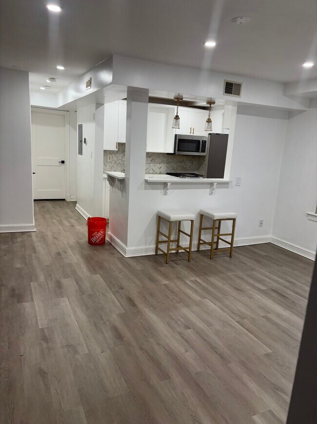 Photo - 4411 1st Pl NE Unit 8