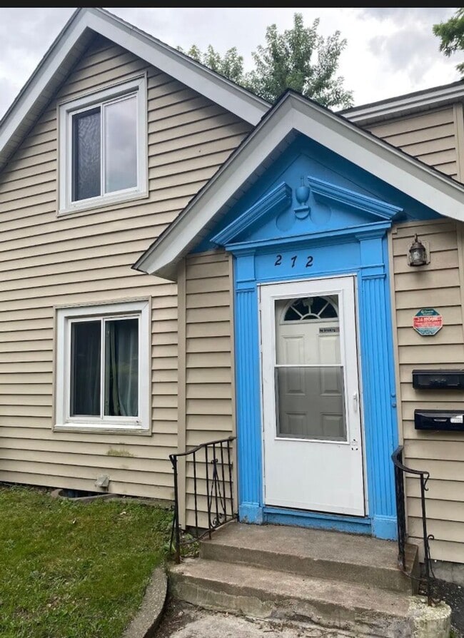 Building Photo - 272 George St W Unit 272 George St West